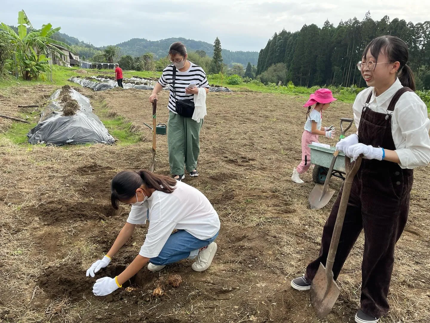 【球根植え付けといろいろ体験🌱】　