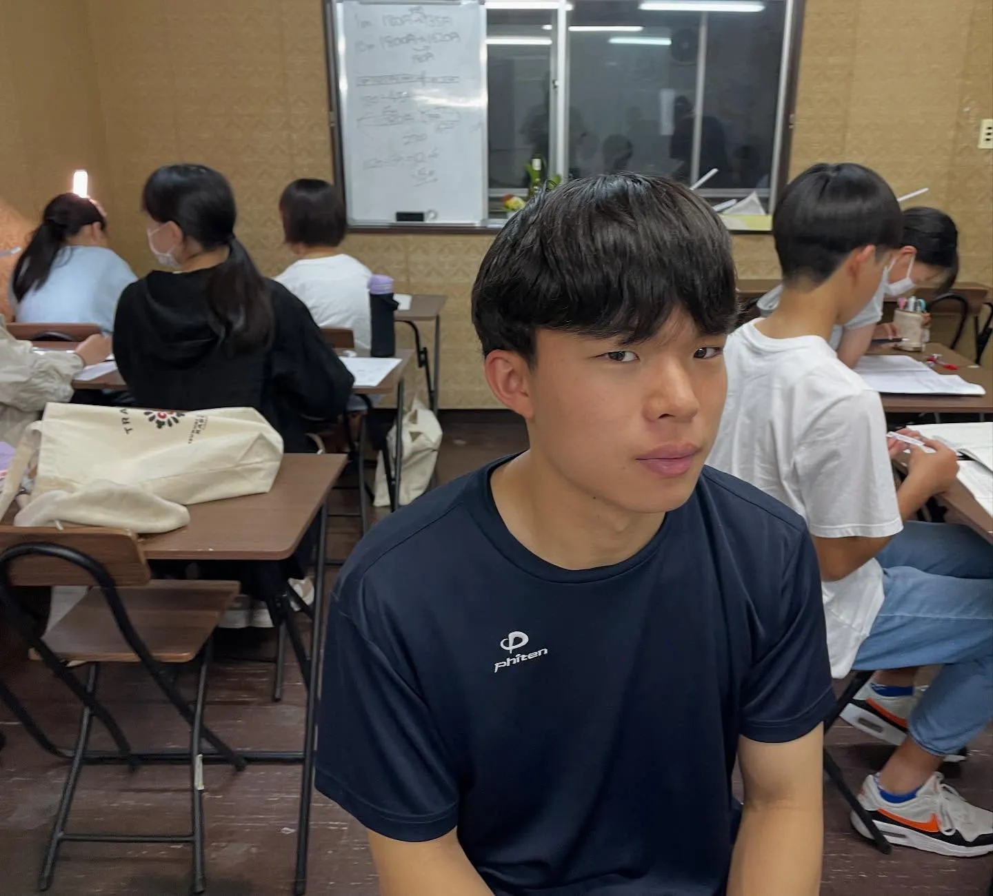 【大学生の先生🧑‍🏫】