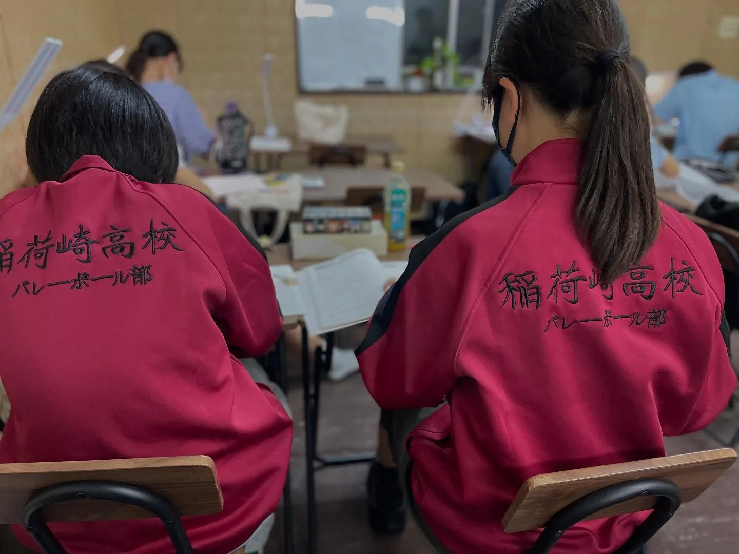 【仲良きことは美しき哉】　